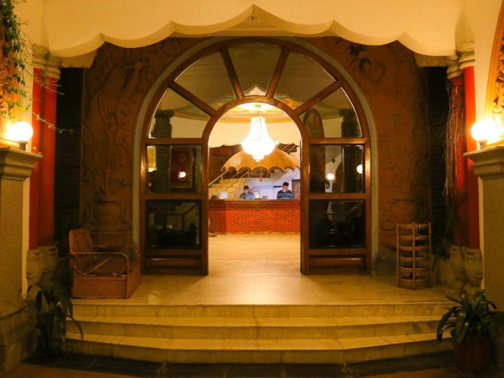 Grand Norling Hotel'S Resort Катманду Екстер'єр фото
