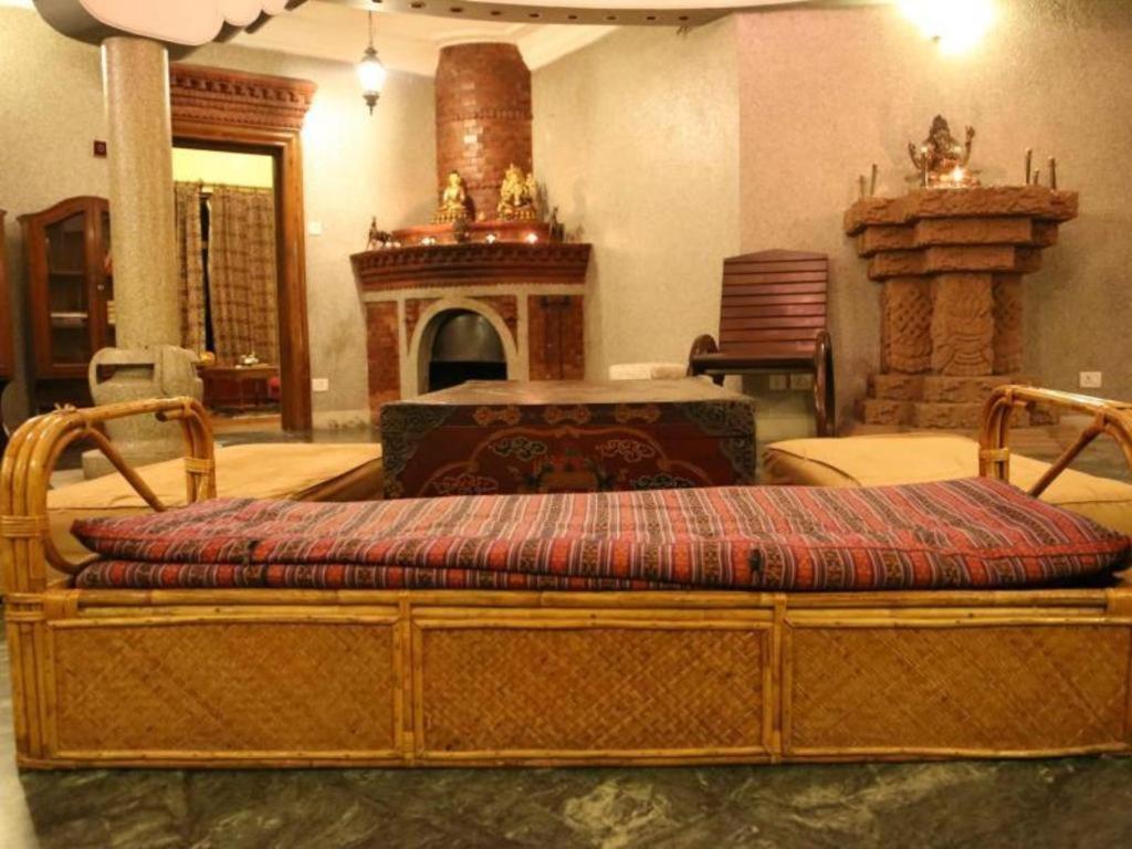 Grand Norling Hotel'S Resort Катманду Екстер'єр фото