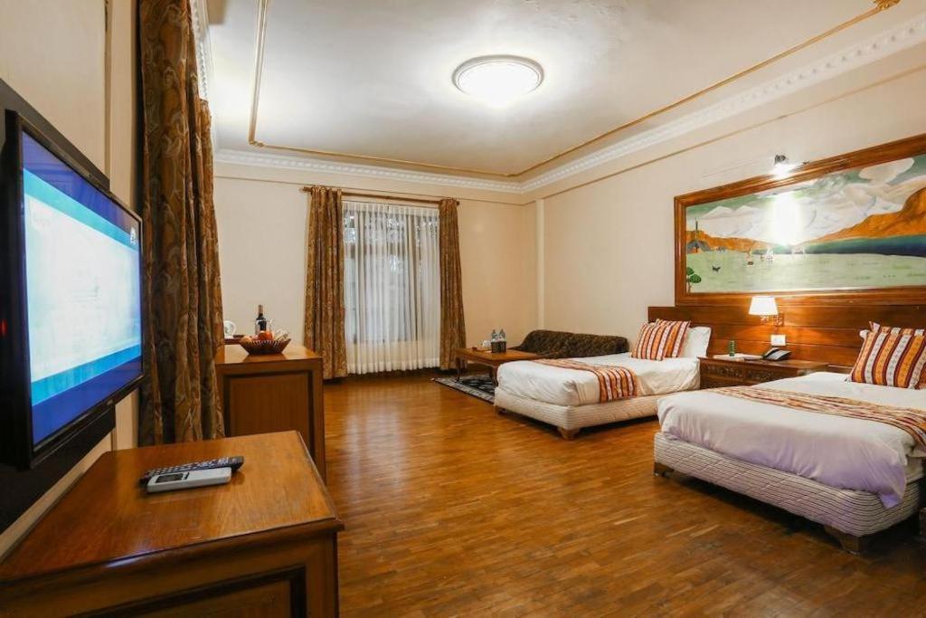 Grand Norling Hotel'S Resort Катманду Екстер'єр фото