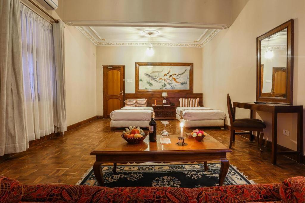 Grand Norling Hotel'S Resort Катманду Екстер'єр фото
