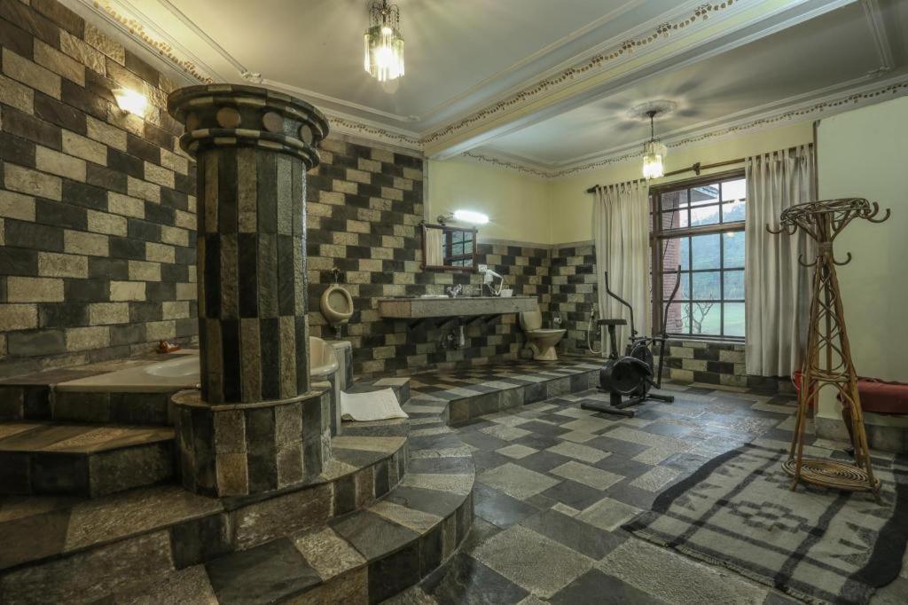 Grand Norling Hotel'S Resort Катманду Екстер'єр фото