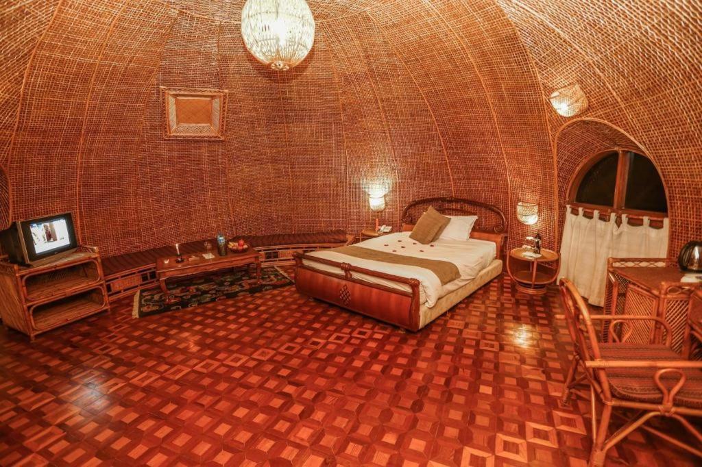 Grand Norling Hotel'S Resort Катманду Екстер'єр фото
